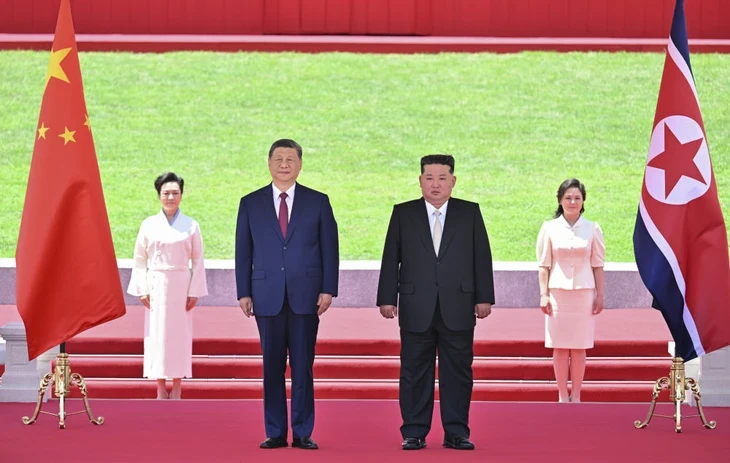 Ông Kim Jong Un nói ông Tập Cận Bình là 'vị khách được Triều Tiên tôn trọng nhất' Ông Kim Jong Un nói ông Tập Cận Bình là 'vị khách được Triều Tiên tôn trọng nhất'
