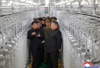 Ông Kim Jong Un thị sát nhà máy hạt nhân mới, tuyên bố tăng cường năng lực 'theo cấp số nhân'