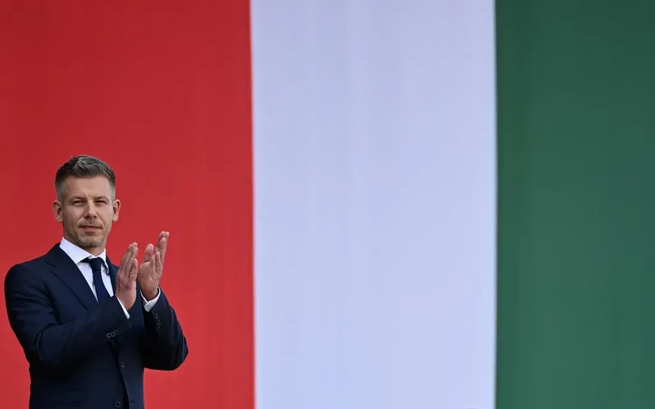 Ông Peter Magyar tuyên thệ nhậm chức Thủ tướng Hungary Ông Peter Magyar tuyên thệ nhậm chức Thủ tướng Hungary