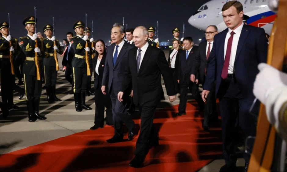 Ông Putin đến Bắc Kinh, bắt đầu thăm Trung Quốc Ông Putin đến Bắc Kinh, bắt đầu thăm Trung Quốc