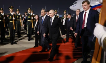 Ông Putin đến Bắc Kinh, bắt đầu thăm Trung Quốc
