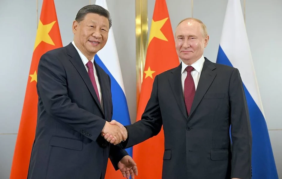 Ông Putin thăm Trung Quốc: 40 văn kiện, hùng hậu phái đoàn nội các, lãnh đạo tập đoàn, ngân hàng Ông Putin thăm Trung Quốc: 40 văn kiện, hùng hậu phái đoàn nội các, lãnh đạo tập đoàn, ngân hàng