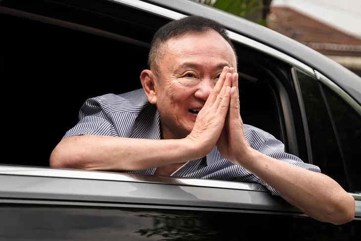 Ông Thaksin chuẩn bị quay lại Dubai sau khi được ân xá Ông Thaksin chuẩn bị quay lại Dubai sau khi được ân xá
