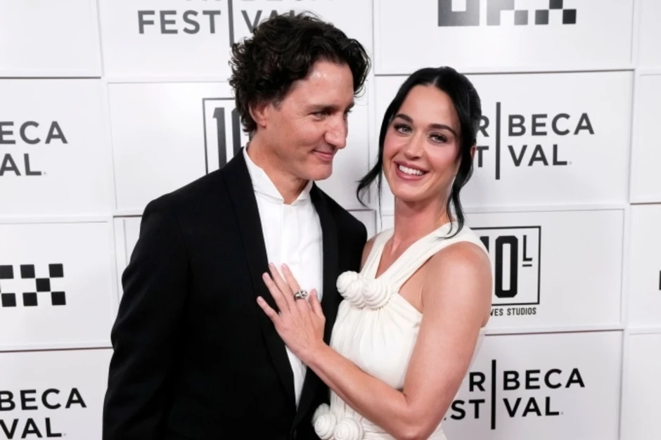 Ông Trudeau bỏ xem trận ra quân của Canada để cổ vũ Katy Perry Ông Trudeau bỏ xem trận ra quân của Canada để cổ vũ Katy Perry