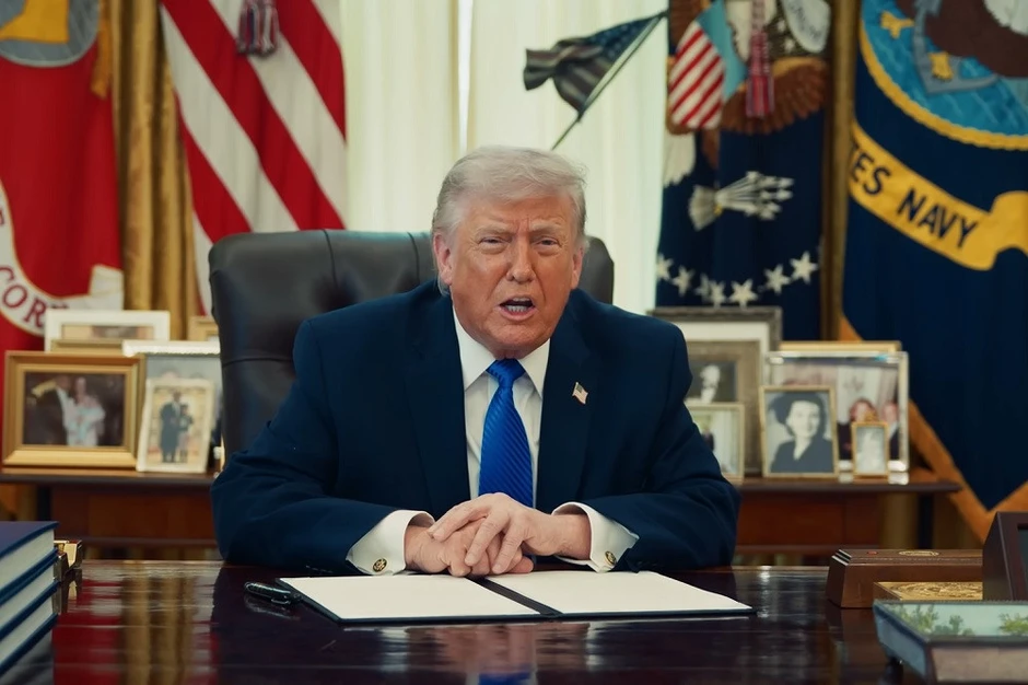 Ông Trump ám chỉ đàm phán Mỹ và Iran có thể diễn ra ‘trong 36-72 giờ tới’ Ông Trump ám chỉ đàm phán Mỹ và Iran có thể diễn ra ‘trong 36-72 giờ tới’