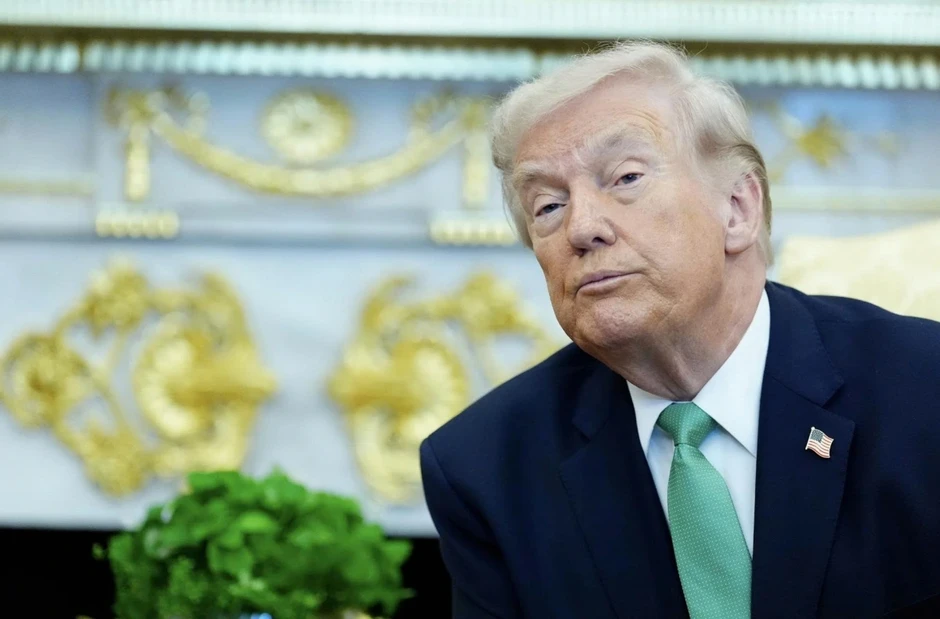 Ông Trump bác khả năng ngừng bắn, cân nhắc phương án đưa quân vào Iran Ông Trump bác khả năng ngừng bắn, cân nhắc phương án đưa quân vào Iran