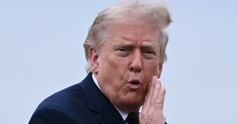Ông Trump bất ngờ bảo không vội vàng ký thỏa thuận với Iran