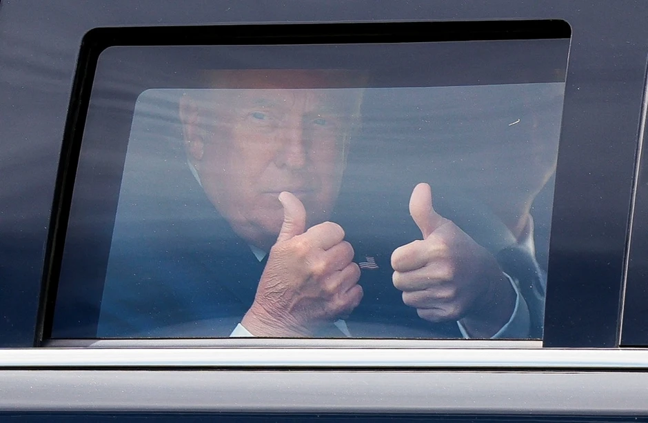 Ông Trump ca ngợi lực lượng mật vụ sau vụ nổ súng gần Nhà Trắng Ông Trump ca ngợi lực lượng mật vụ sau vụ nổ súng gần Nhà Trắng
