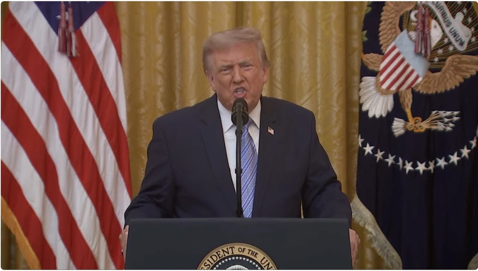 Ông Trump cáo buộc Trung Quốc tiếp cận dữ liệu cử tri Mỹ Ông Trump cáo buộc Trung Quốc tiếp cận dữ liệu cử tri Mỹ