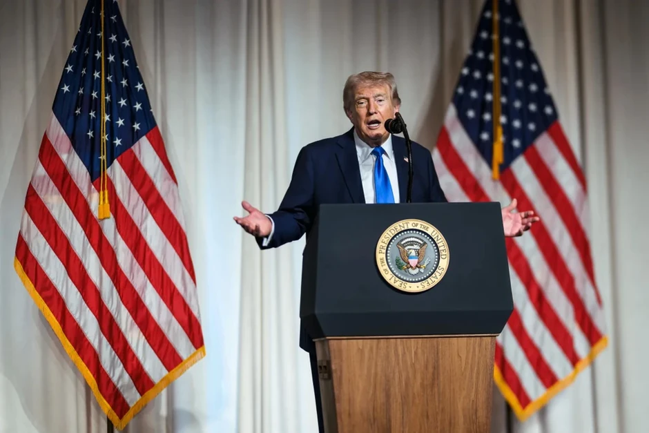 Ông Trump có phát ngôn về Thủ tướng Anh, sau khi ông Starmer thông báo từ chức Ông Trump có phát ngôn về Thủ tướng Anh, sau khi ông Starmer thông báo từ chức