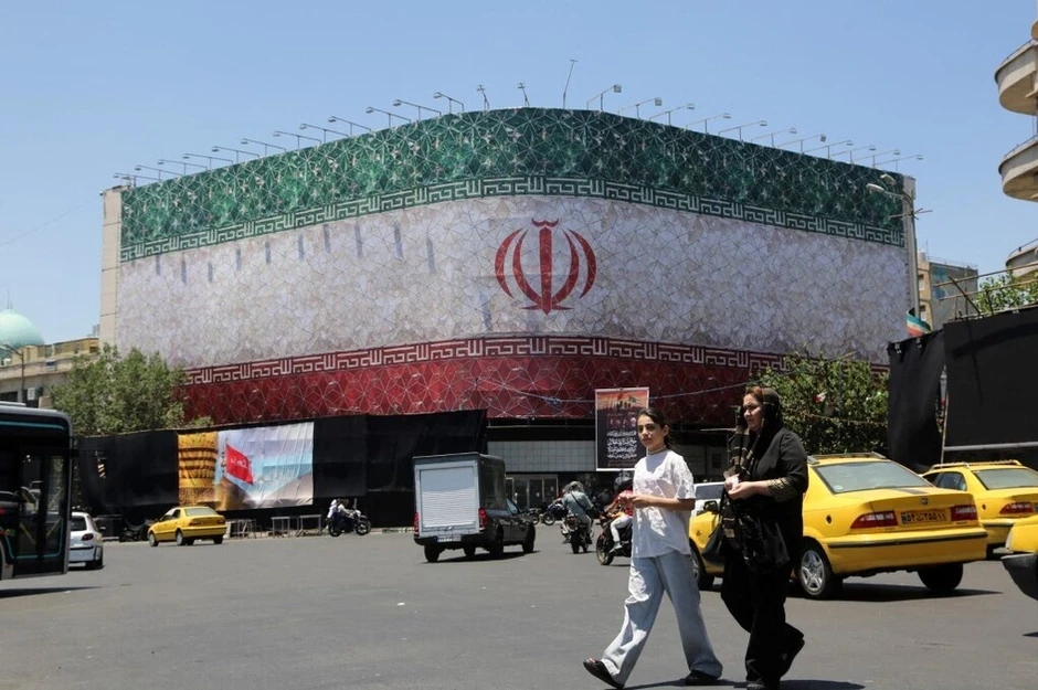 Ông Trump có thể tăng sức ép kinh tế lên Iran bằng cách nào? Ông Trump có thể tăng sức ép kinh tế lên Iran bằng cách nào?
