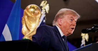 Ông Trump đặt câu hỏi về chiến thuật của đội Anh tại World Cup