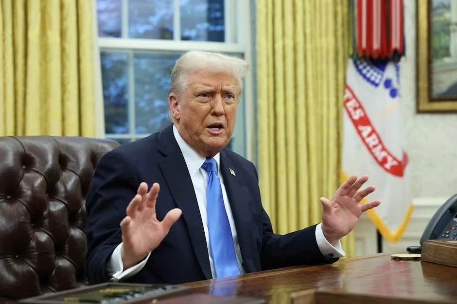 Ông Trump dọa dội bom hạ tầng then chốt nếu Iran không mở eo biển Hormuz Ông Trump dọa dội bom hạ tầng then chốt nếu Iran không mở eo biển Hormuz