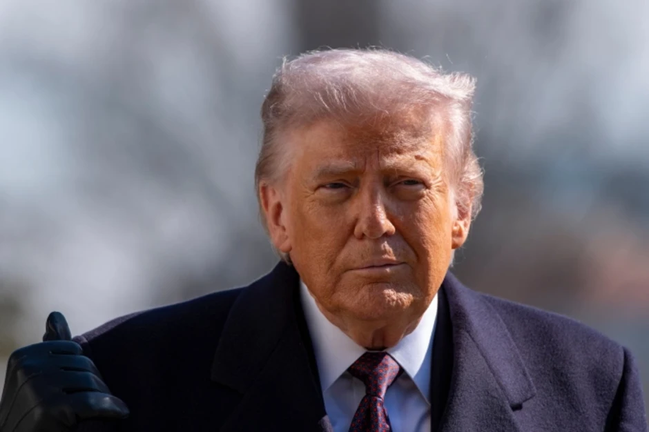Ông Trump dọa dùng 'vũ lực chưa từng có' nếu Iran đáp trả Ông Trump dọa dùng 'vũ lực chưa từng có' nếu Iran đáp trả