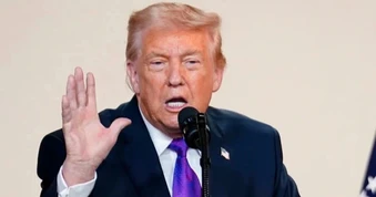 Ông Trump dọa "xóa sổ" cầu, nhà máy điện Iran nếu không đạt thỏa thuận