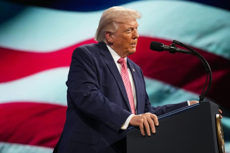 Ông Trump dọa sẽ không bảo vệ NATO Ông Trump dọa sẽ không bảo vệ NATO
