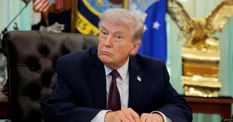 Ông Trump dọa “thổi bay” đồng minh vì vấn đề eo biển Hormuz