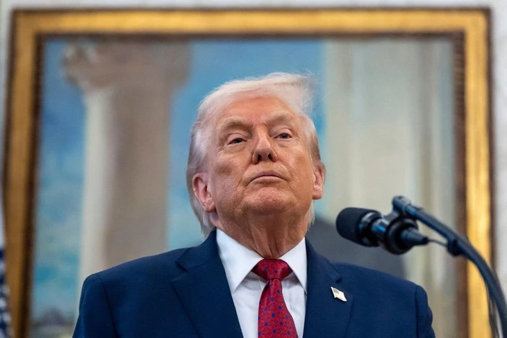 Ông Trump dự lễ đón thi hài 6 lính Mỹ tử trận trong đòn đáp trả của Iran Ông Trump dự lễ đón thi hài 6 lính Mỹ tử trận trong đòn đáp trả của Iran