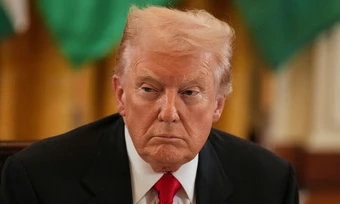 Ông Trump gần cạn công cụ ghìm giá xăng ở Mỹ