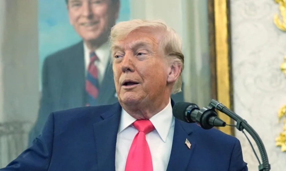 Ông Trump: Iran đã tặng 'món quà rất lớn' về dầu khí cho Mỹ Ông Trump: Iran đã tặng 'món quà rất lớn' về dầu khí cho Mỹ