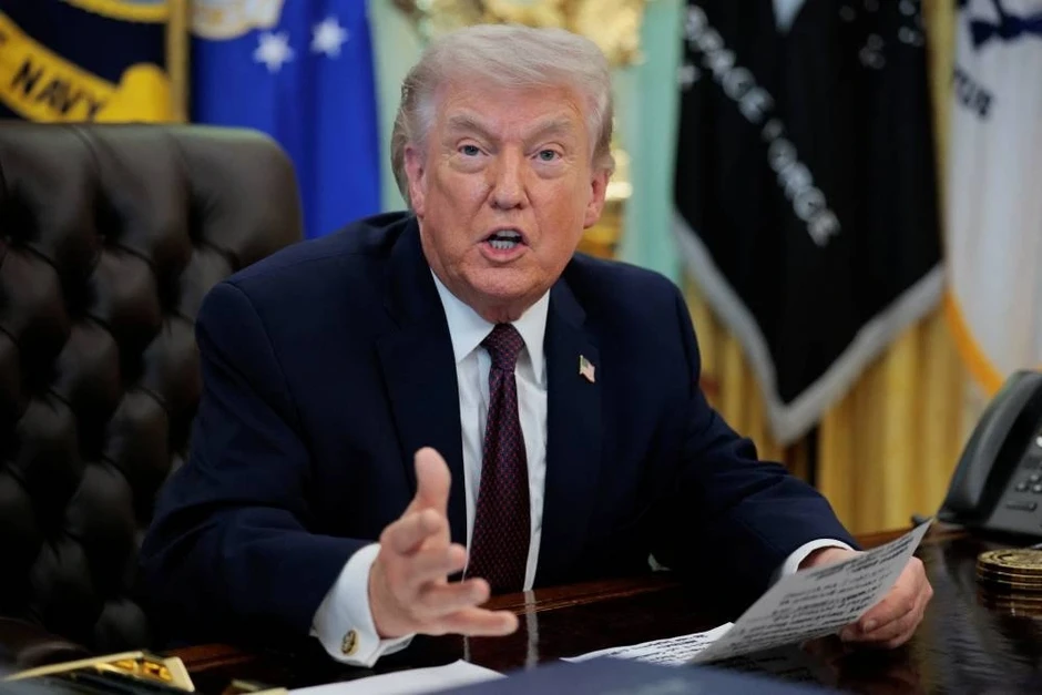 Ông Trump: Iran đề nghị ngừng bắn, Mỹ yêu cầu mở lại eo biển Hormuz trước Ông Trump: Iran đề nghị ngừng bắn, Mỹ yêu cầu mở lại eo biển Hormuz trước