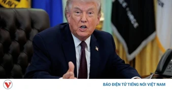 Ông Trump: Iran đề nghị ngừng bắn, Mỹ yêu cầu mở lại eo biển Hormuz trước