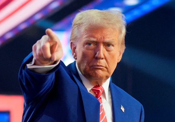 Ông Trump kể một người tiền nhiệm nói tiếc vì đã không ném bom Iran, cả bốn cựu Tổng thống phủ nhận Ông Trump kể một người tiền nhiệm nói tiếc vì đã không ném bom Iran, cả bốn cựu Tổng thống phủ nhận