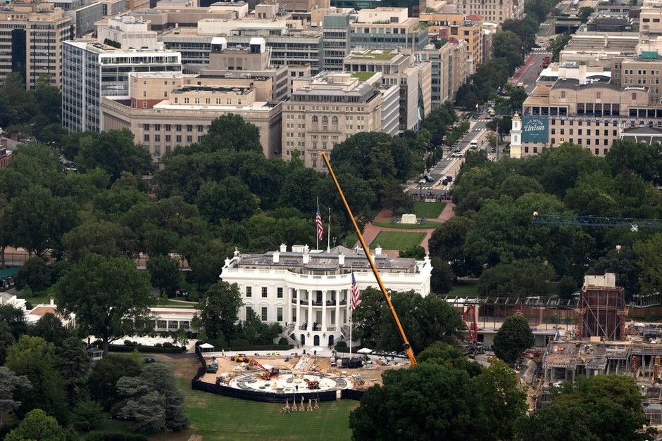 Ông Trump kháng cáo phán quyết chặn xây phòng khiêu vũ lên Tòa Tối cao Ông Trump kháng cáo phán quyết chặn xây phòng khiêu vũ lên Tòa Tối cao