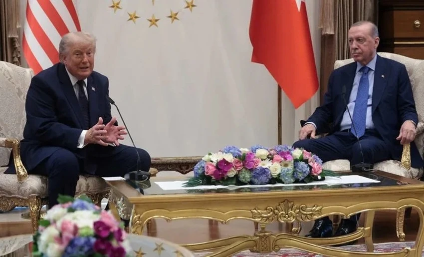 Ông Trump khẳng định Mỹ nên kiểm soát Greenland tại Hội nghị Thượng đỉnh NATO Ông Trump khẳng định Mỹ nên kiểm soát Greenland tại Hội nghị Thượng đỉnh NATO