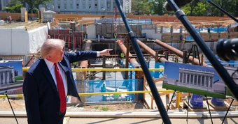 Ông Trump khoe công trường phòng khiêu vũ 400 triệu USD, khẳng định 'tiền tôi chi'
