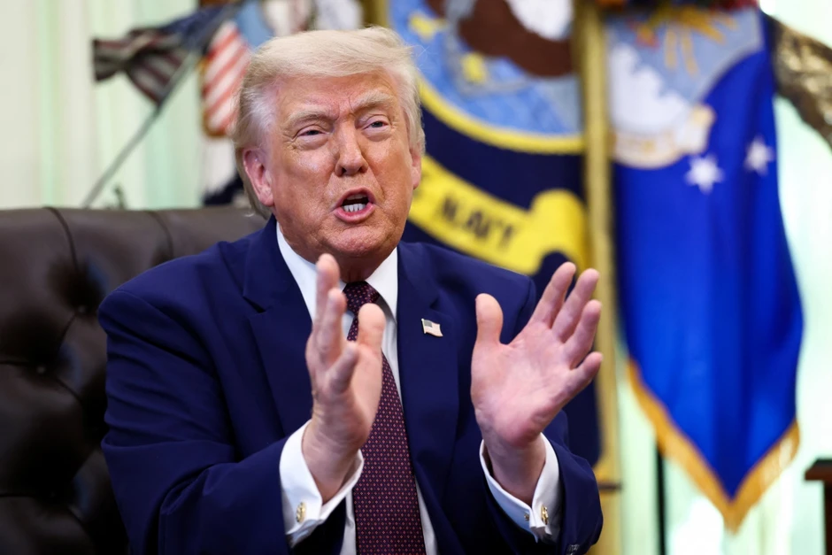 Ông Trump lạc quan về thỏa thuận với Iran, bất chấp căng thẳng quân sự leo thang Ông Trump lạc quan về thỏa thuận với Iran, bất chấp căng thẳng quân sự leo thang