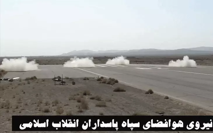 Ông Trump lại nói về việc hộ tống tàu dầu qua Hormuz và 'thời gian chiến sự' với Iran Ông Trump lại nói về việc hộ tống tàu dầu qua Hormuz và 'thời gian chiến sự' với Iran