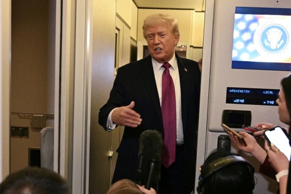 Ông Trump: Mỹ đang đàm phán, nhưng có thể không kích Iran trở lại