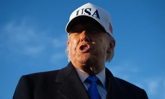 Ông Trump muốn NATO, Trung Quốc giúp mở lại Eo biển Hormuz