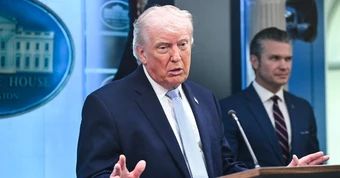 Ông Trump: 'NATO không có mặt khi chúng tôi cần họ. Đừng quên Greenland!'