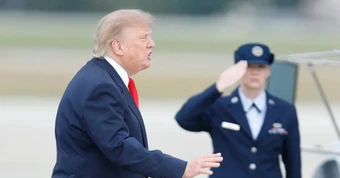 Ông Trump né câu hỏi có xem livestream vụ hành quyết tên sát nhân hàng loạt hay không