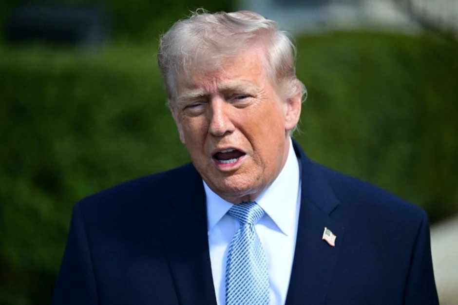 Ông Trump nói Greenland là lý do Mỹ muốn rời NATO Ông Trump nói Greenland là lý do Mỹ muốn rời NATO