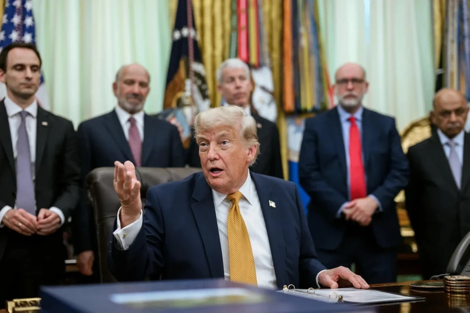 Ông Trump nói Iran không thu phí tàu qua eo biển Hormuz; Chủ tịch Quốc hội Iran ra tuyên bố về bản ghi nhớ với Mỹ Ông Trump nói Iran không thu phí tàu qua eo biển Hormuz; Chủ tịch Quốc hội Iran ra tuyên bố về bản ghi nhớ với Mỹ