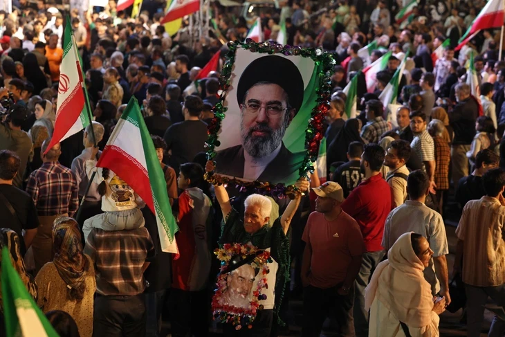 Ông Trump nói lại về động cơ truy tìm uranium trong chiến sự với Iran Ông Trump nói lại về động cơ truy tìm uranium trong chiến sự với Iran