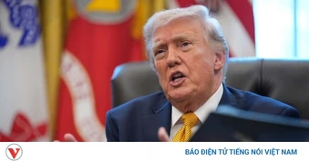 Ông Trump: Phong tỏa các cảng của Iran có tác động lớn hơn cả không kích