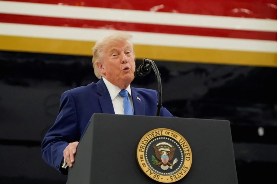 Ông Trump ra mắt chuyên cơ 'Nhà Trắng bay' được Qatar tặng Ông Trump ra mắt chuyên cơ 'Nhà Trắng bay' được Qatar tặng