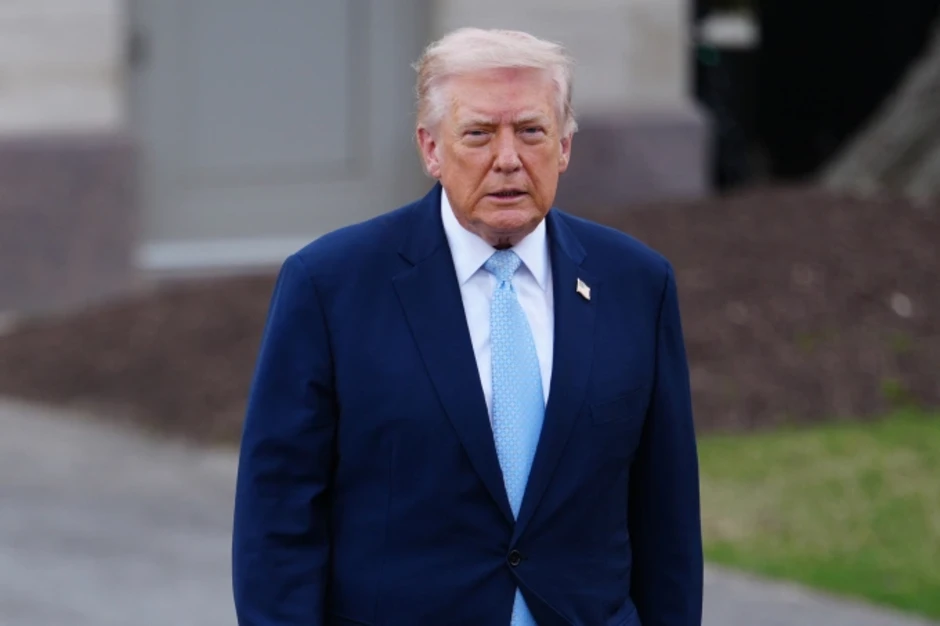 Ông Trump sắp 'cập nhật thông tin quan trọng' về Iran Ông Trump sắp 'cập nhật thông tin quan trọng' về Iran