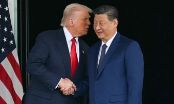 Ông Trump thông báo lùi gặp thượng đỉnh với ông Tập 5-6 tuần