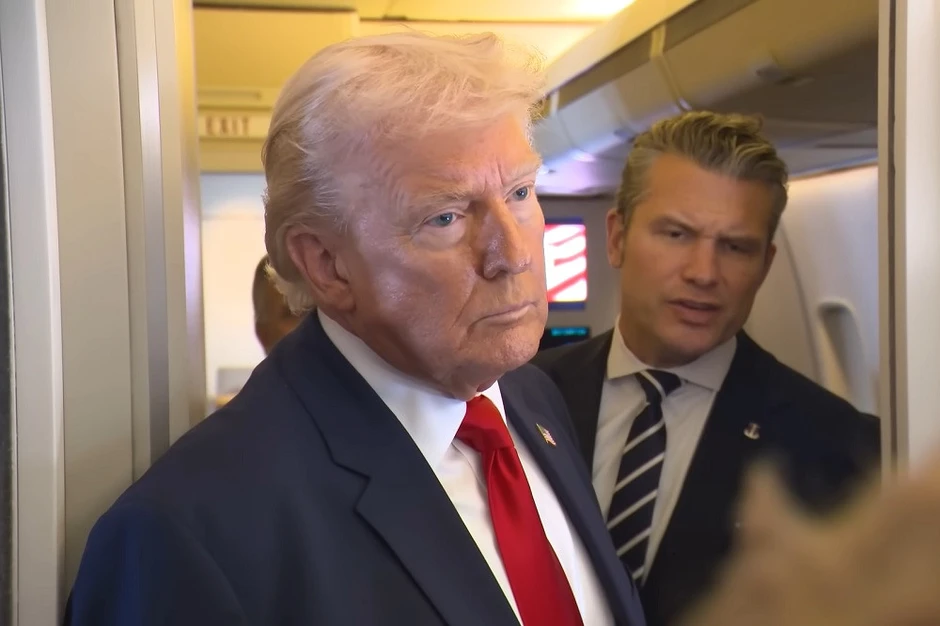 Ông Trump tính hoãn công du Trung Quốc do lập trường về Hormuz Ông Trump tính hoãn công du Trung Quốc do lập trường về Hormuz