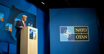 Ông Trump: Tôi đang cân nhắc nghiêm túc việc rút Mỹ khỏi NATO