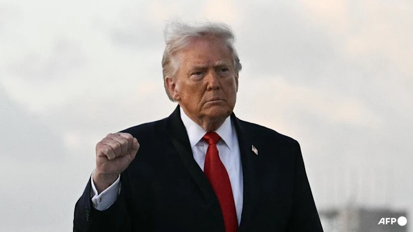 Ông Trump tuyên bố đã chỉ đạo Hải quân Mỹ phong toả eo biển Hormuz