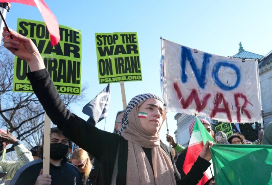 Ông Trump tuyên bố Lãnh tụ Tối cao Iran 'đã bị hạ sát' - Báo TinVina