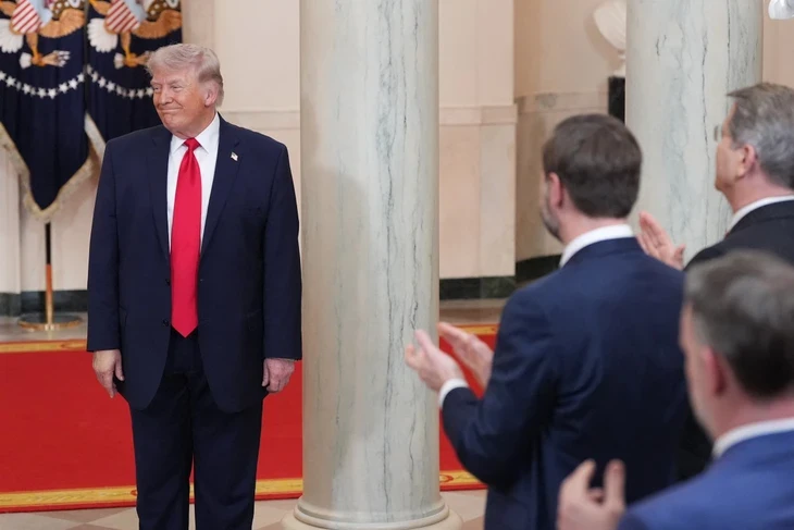 Ông Trump tuyên bố sẽ 'giáng đòn cực mạnh vào Iran' trong 2-3 tuần tới
