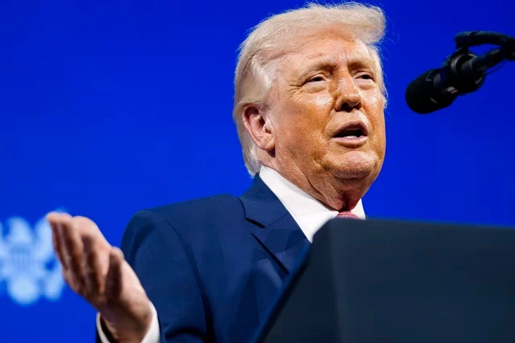 Ông Trump tuyên bố xem lại quan hệ với NATO Ông Trump tuyên bố xem lại quan hệ với NATO