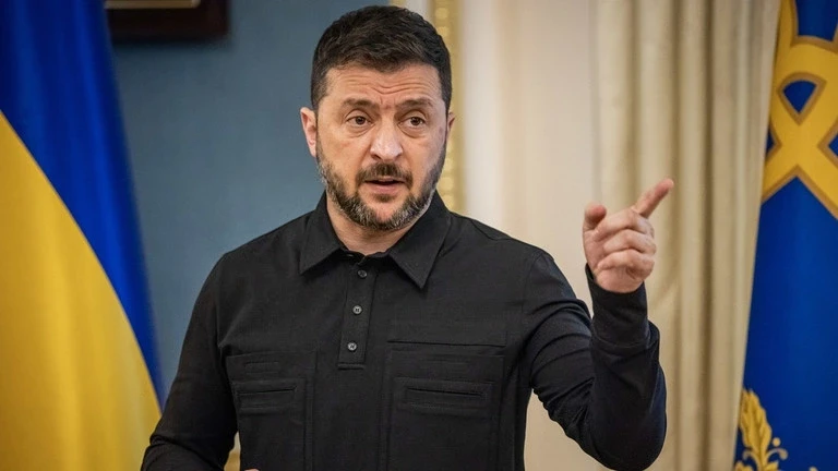 Ông Zelensky: Ukraine cần vũ khí hạt nhân hoặc NATO để đối phó Nga Ông Zelensky: Ukraine cần vũ khí hạt nhân hoặc NATO để đối phó Nga